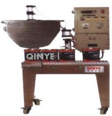 GLJ02-50-IIA型称重式自动液体灌装机的图片