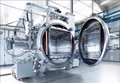 MOV型高真空热处理炉的图片