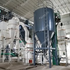 环保磨粉设备 鸿程 碳酸钙磨机 消石灰雷蒙机的图片