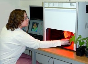 FluorCam封闭式GFP/Chl.荧光成像系统的图片