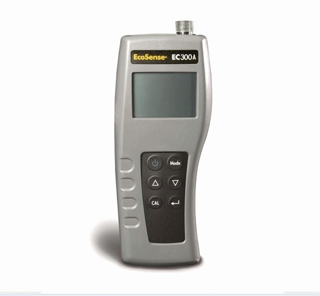 YSI EC300型盐度、电导和温度测量仪的图片