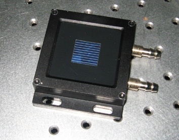 单晶硅标准电池的图片