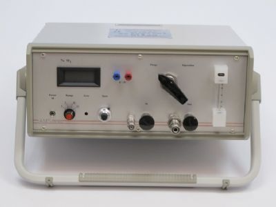 德国AMS便携式微量氧分析仪3110的图片