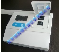 水质分析仪(二氧化氯，色度，浊度）的图片
