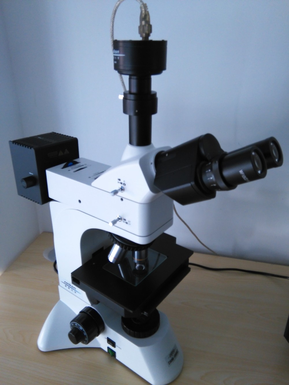 DMM-900C电脑型透反射金相显微镜的图片