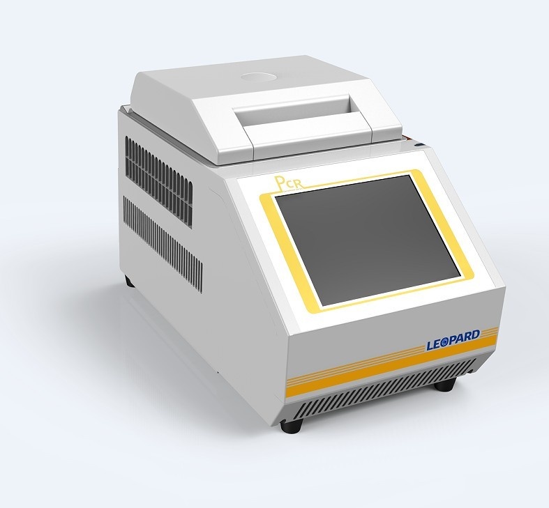 新款触摸屏L9800 PCR仪的图片