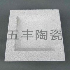 微孔陶瓷过滤板的图片
