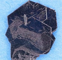 HQ 硒化铌晶体的图片