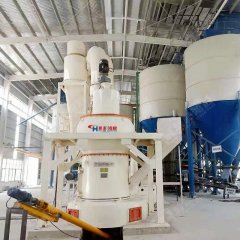 硅灰石磨粉机厂 一台时产6吨的雷蒙磨机 HC摆式磨