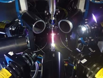 新一代高性能激光浮区法单晶炉的图片