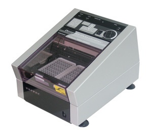 日本TAITEC微孔板振荡培养箱MBR-022UP的图片