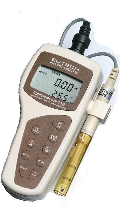 Eutech CON110便携式电导率测量仪的图片
