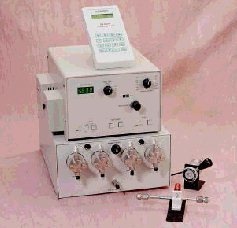 PC-4000液相色谱（高压四元系统）的图片