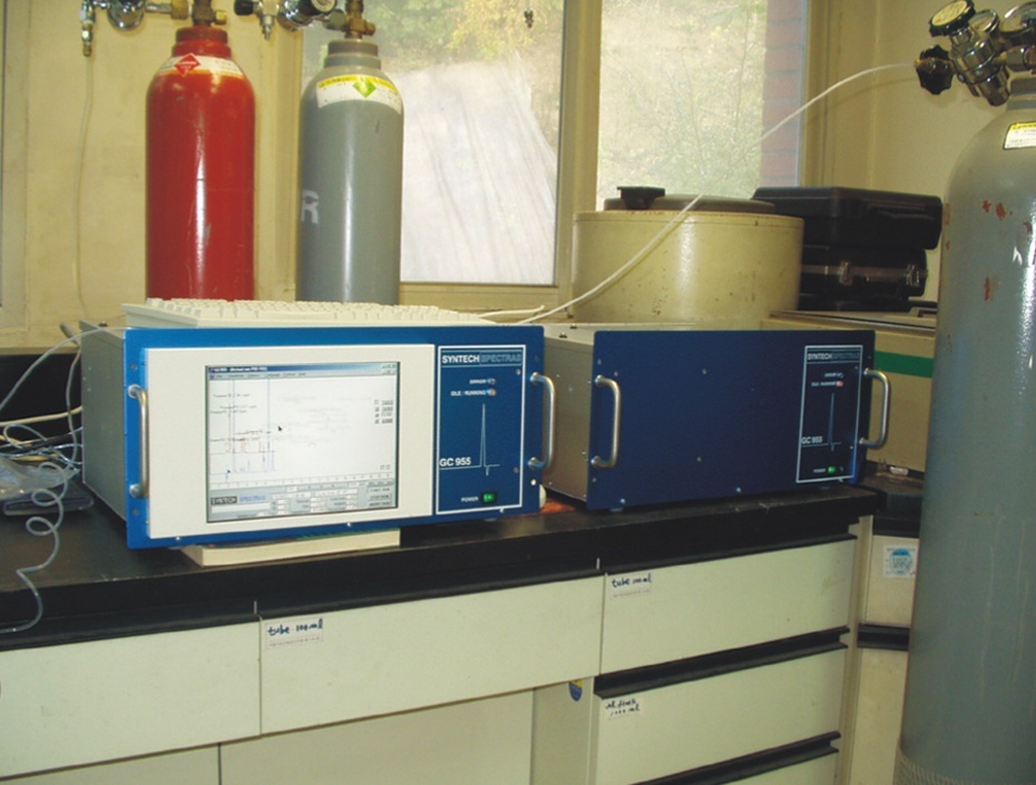 臭氧前驱体分析仪的图片