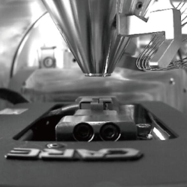凯尔测控扫描电镜拉伸台的图片