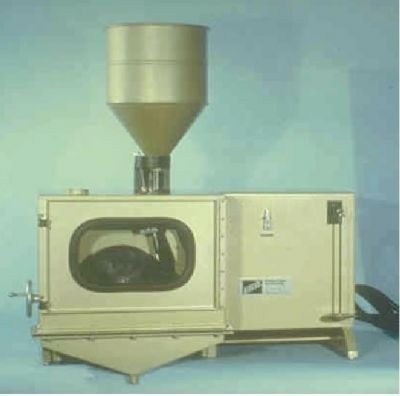 美国Falex公司干砂/橡胶轮试验机的图片