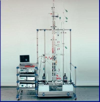 实验室连续蒸馏装置的图片