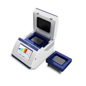 全触屏PCR仪A100的图片