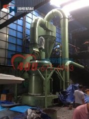 桂林鸿程悬辊磨粉机重钙高压磨粉机的图片