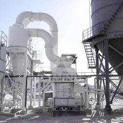 高炉炼铁矿渣磨粉机 工业磨粉机多功能雷蒙磨的图片