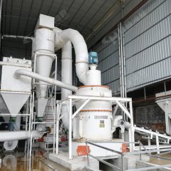 石膏粉磨机云南磨粉设备厂提供腻子粉雷蒙磨粉机的图片