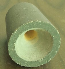 冶金控流中间包镶嵌氧化锆芯铝碳外包水口的图片