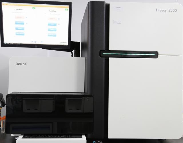 Illumina Hiseq2500基因测序分析系统的图片