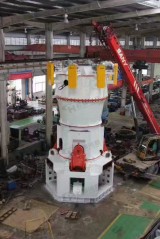 1250目超细立式磨粉机矿石粉生产线立磨机